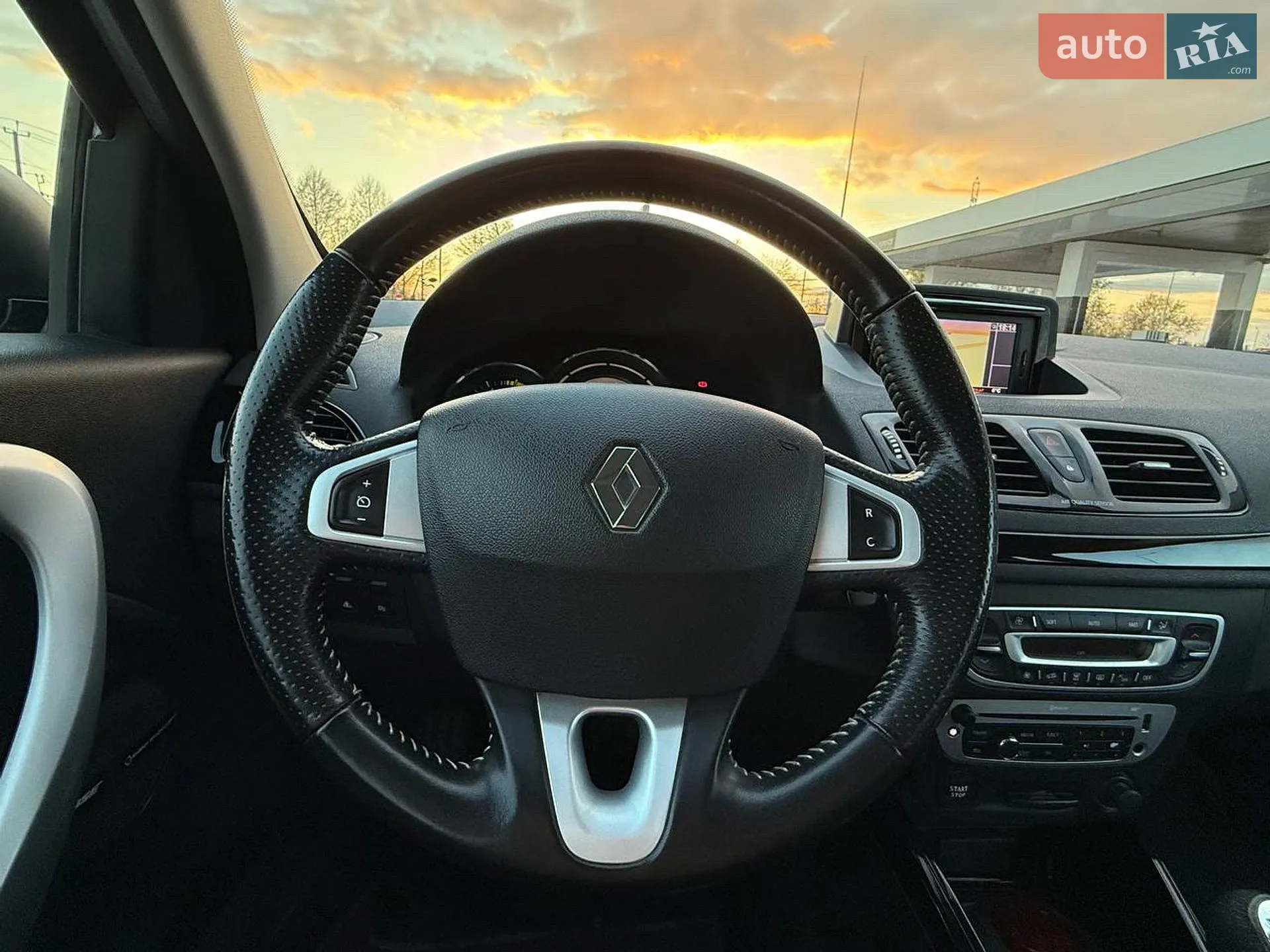 2012 Renault Megane - мініатюра 27
