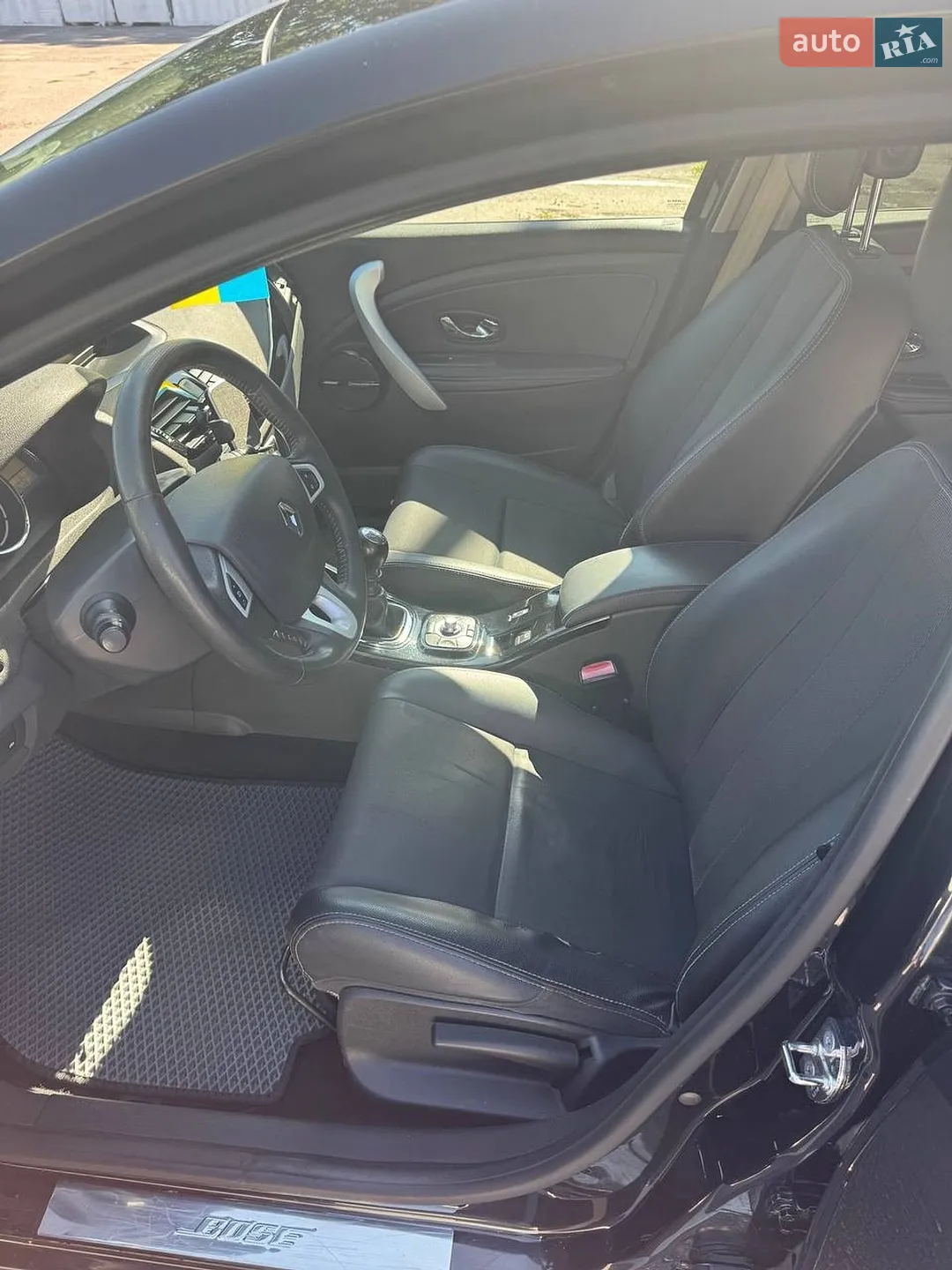 2012 Renault Megane - мініатюра 12