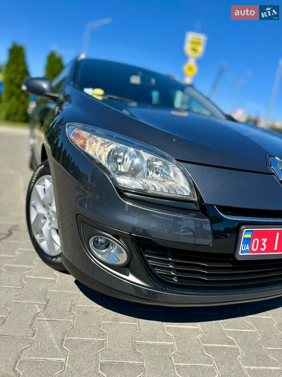 2012 Renault Megane - мініатюра 21