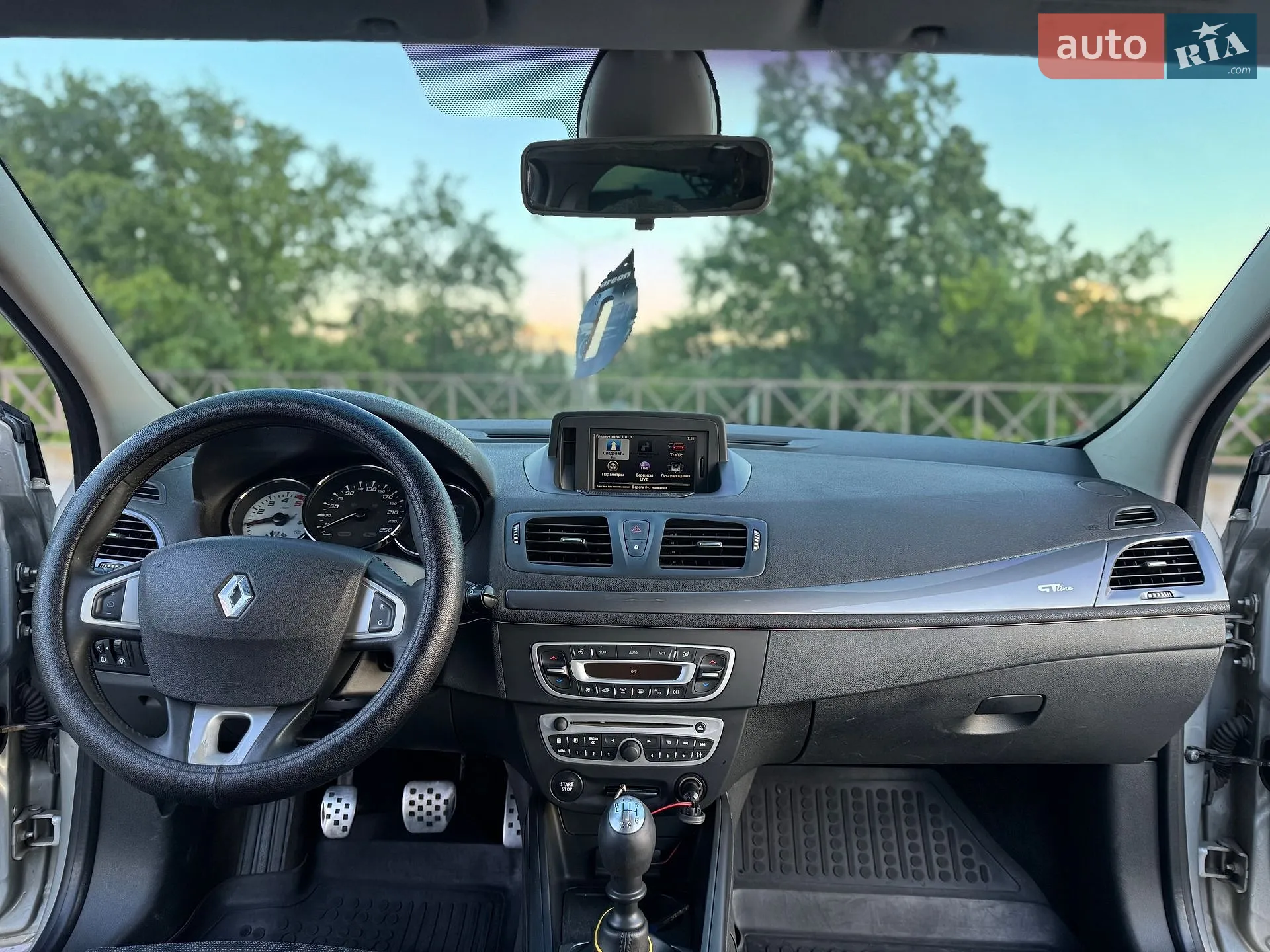 2011 Renault Megane - мініатюра 9