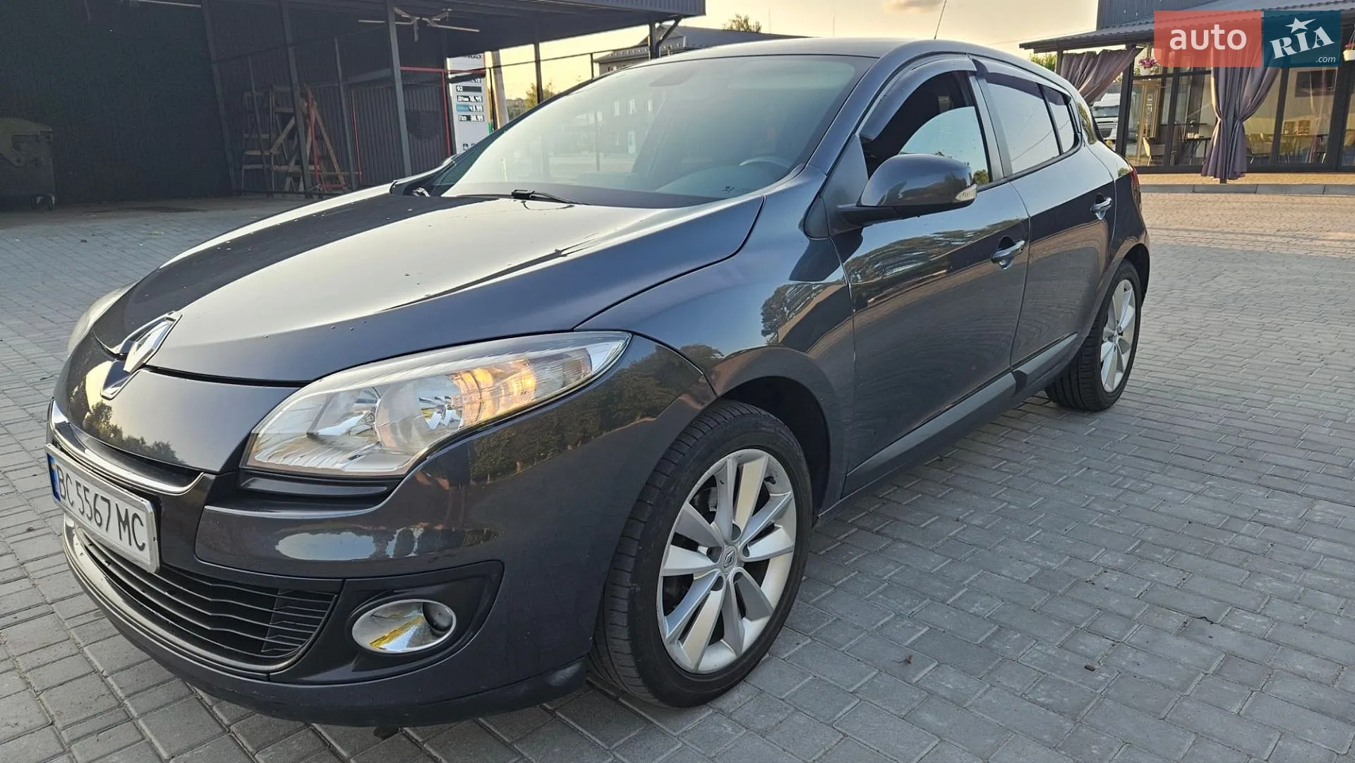 2012 Renault Megane - мініатюра 2