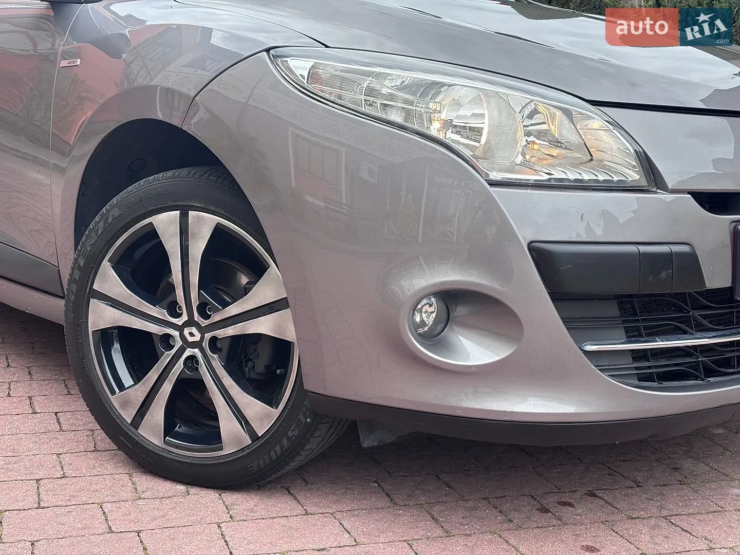 2011 Renault Megane - мініатюра 41