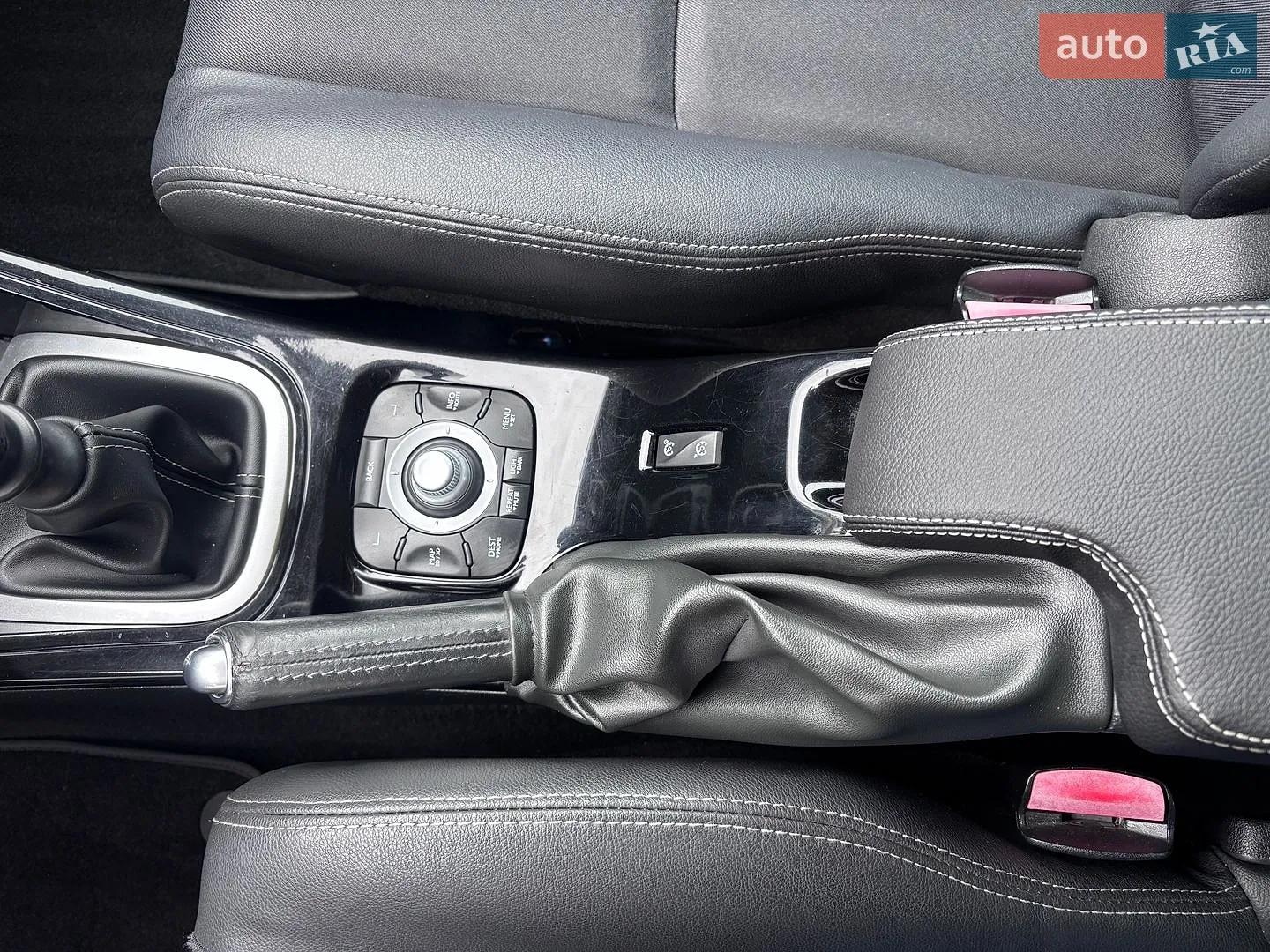 2011 Renault Megane - мініатюра 164