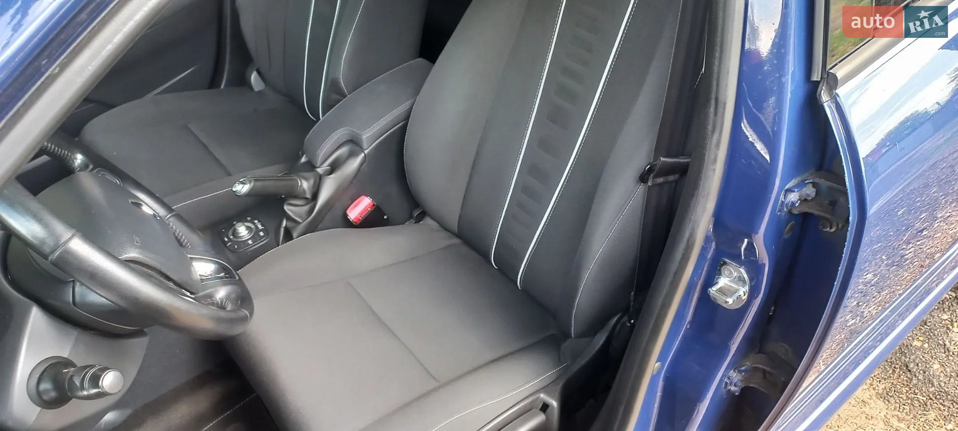 2013 Renault Megane - мініатюра 25
