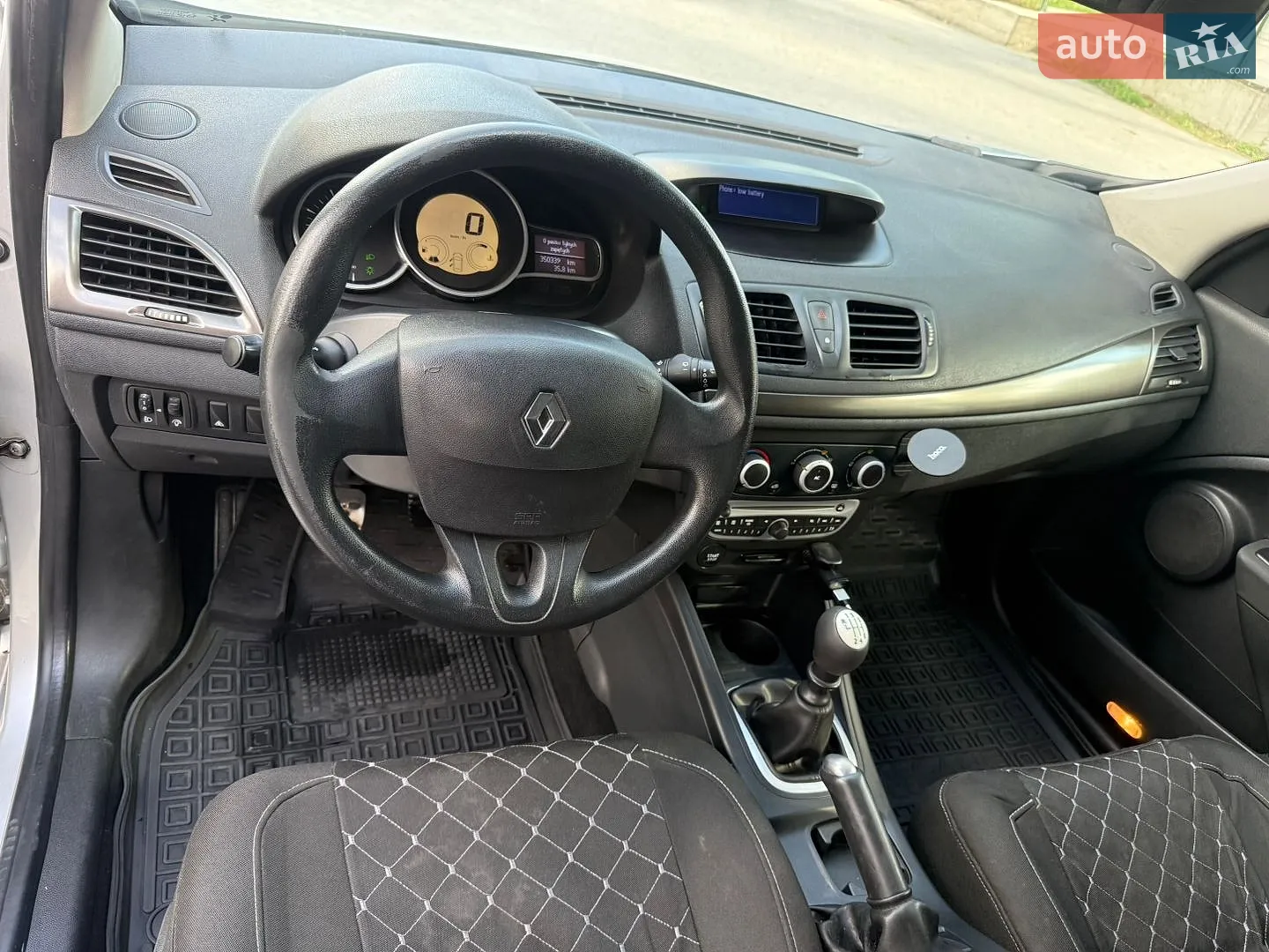 2011 Renault Megane - мініатюра 22