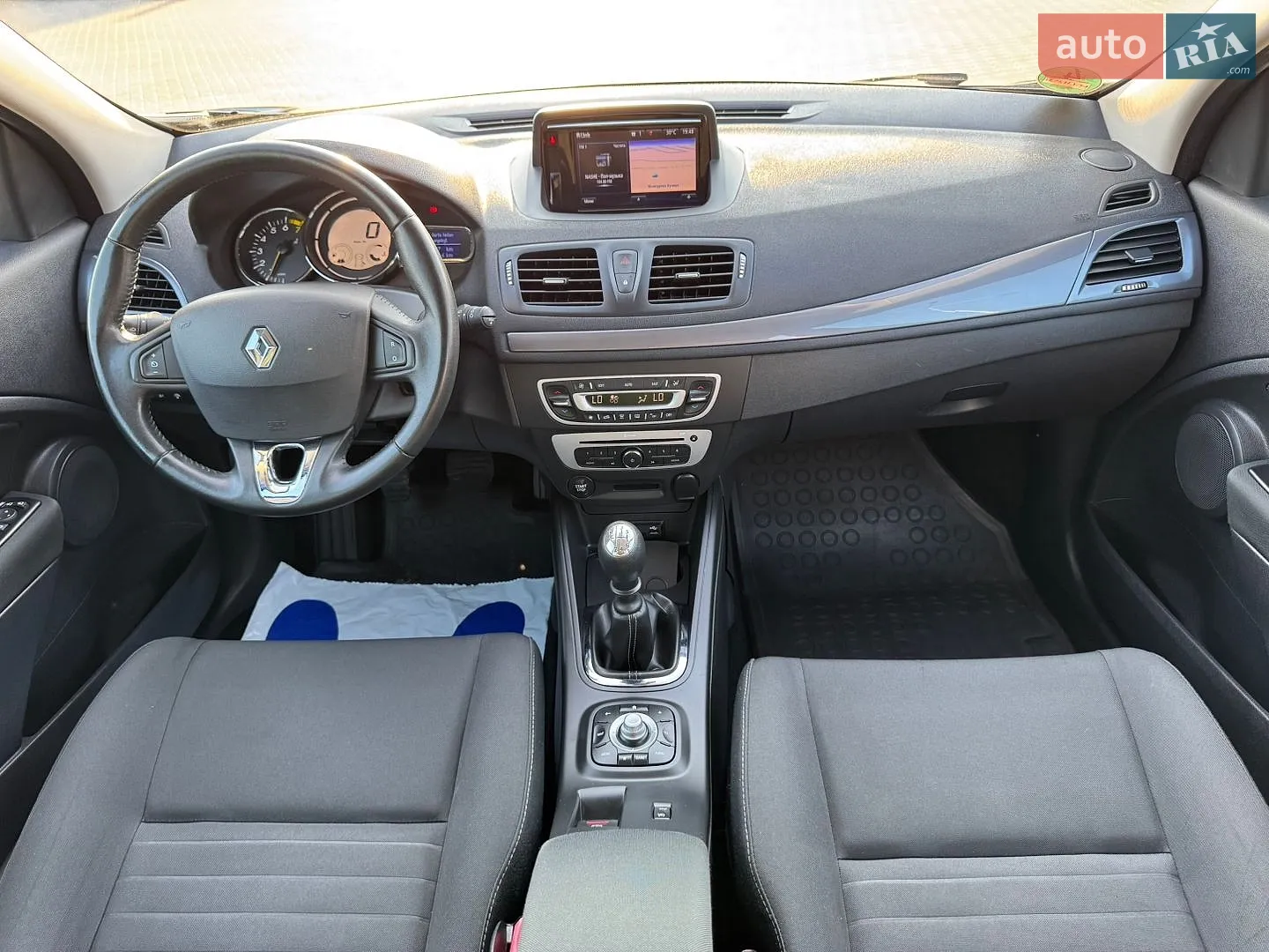 2014 Renault Megane - мініатюра 21