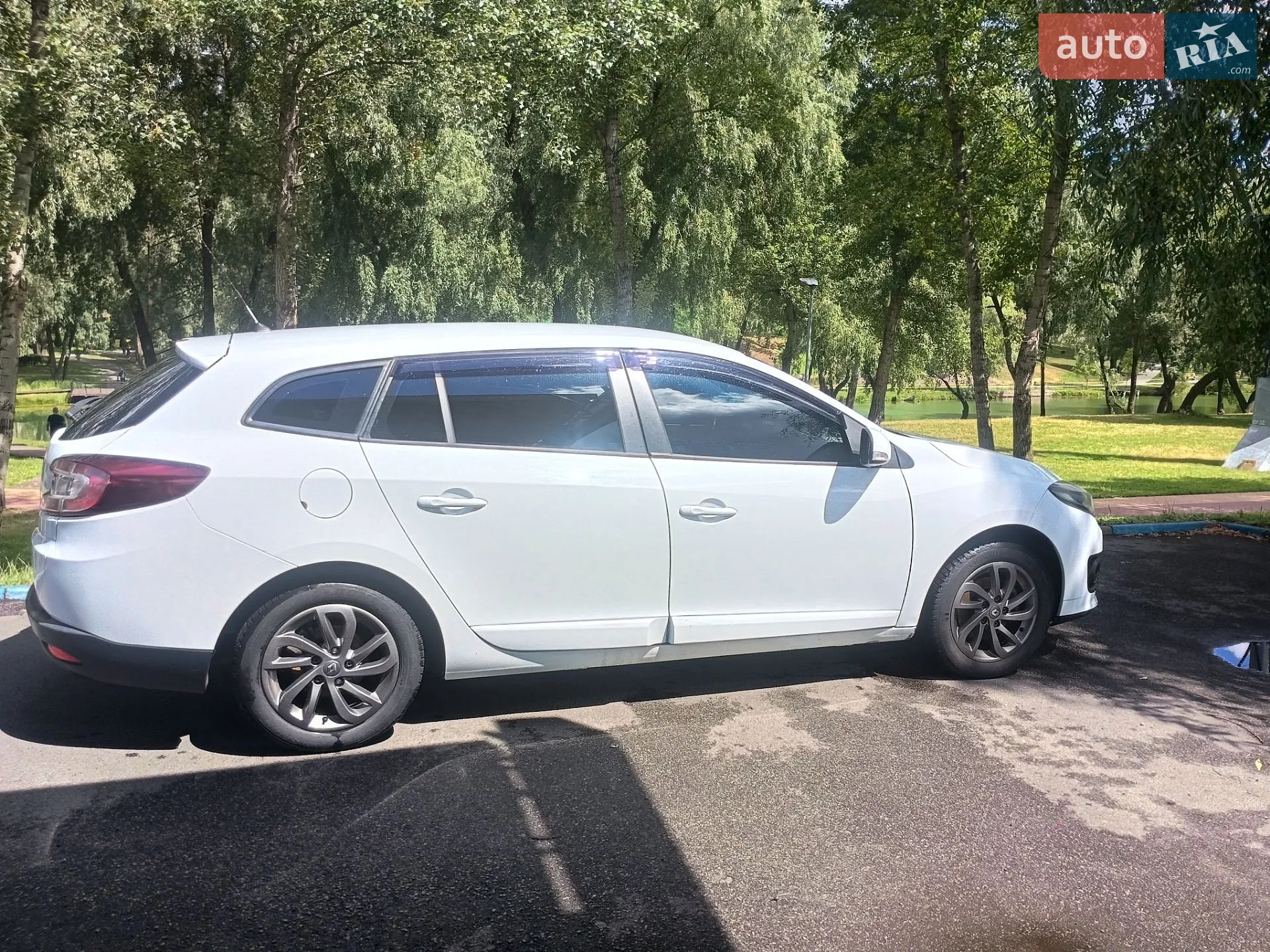 Renault Megane 2015 VIN VF1KZ0C0H54001008 фото оголошення 31 з 33