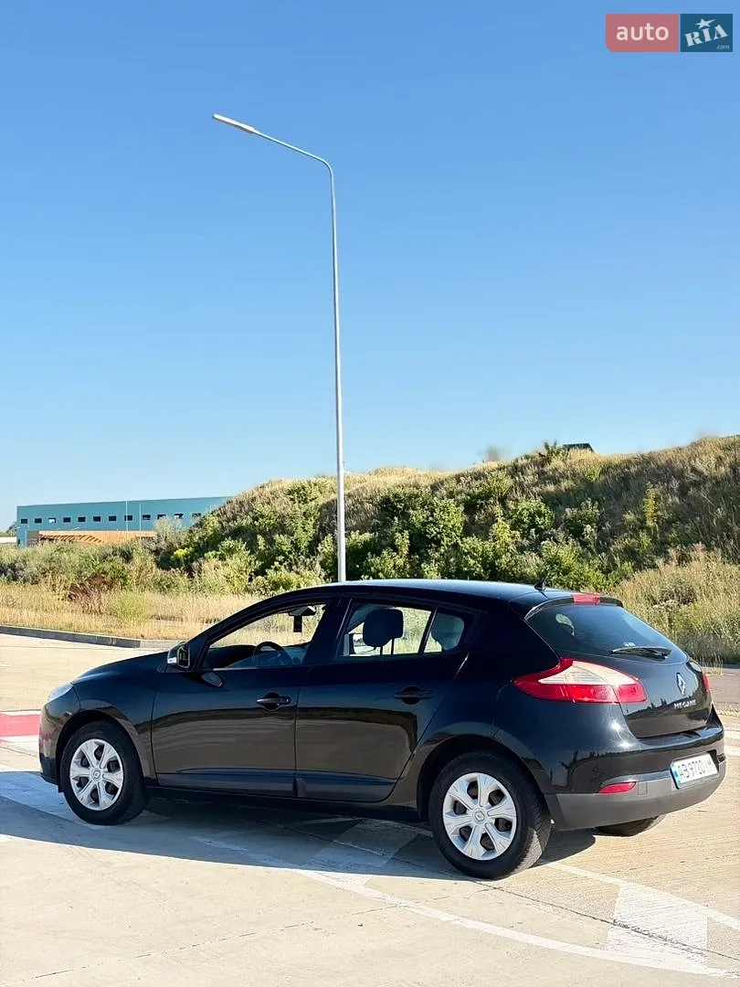 2011 Renault Megane - мініатюра 8