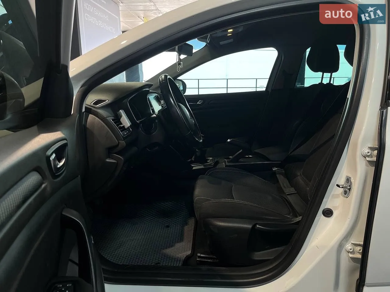 2017 Renault Megane - мініатюра 10