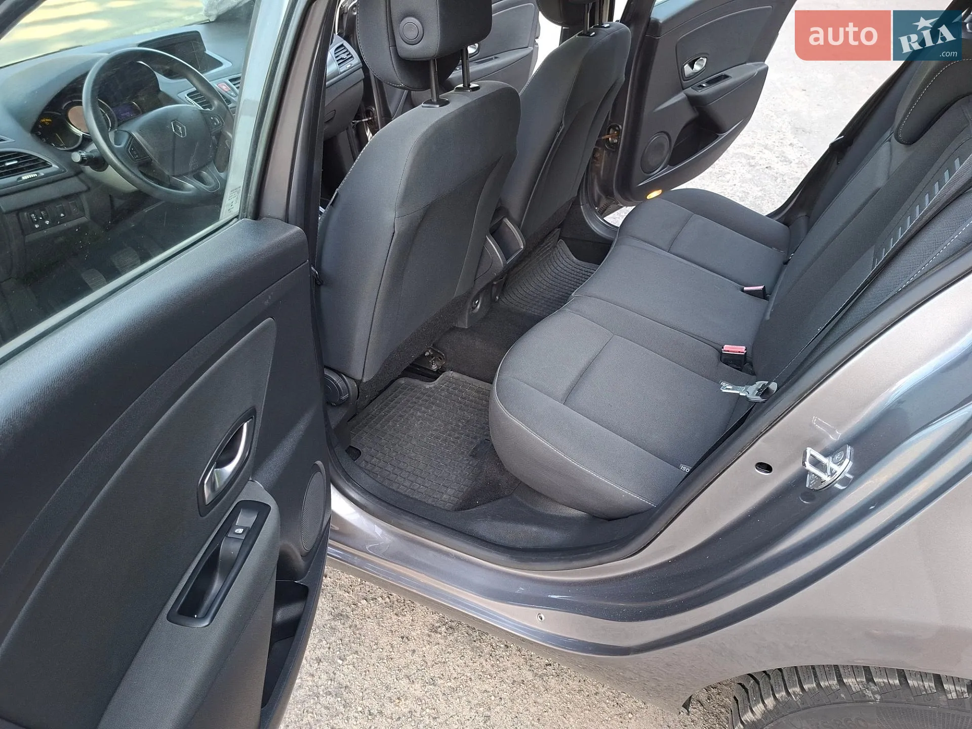 2011 Renault Megane - мініатюра 10