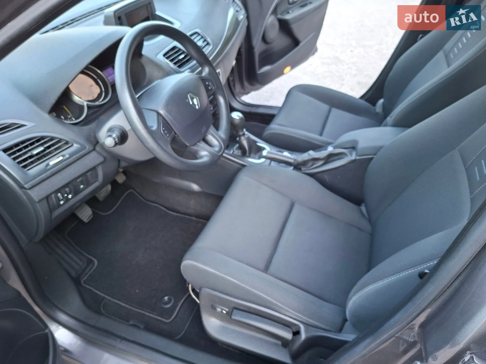 2011 Renault Megane - мініатюра 9