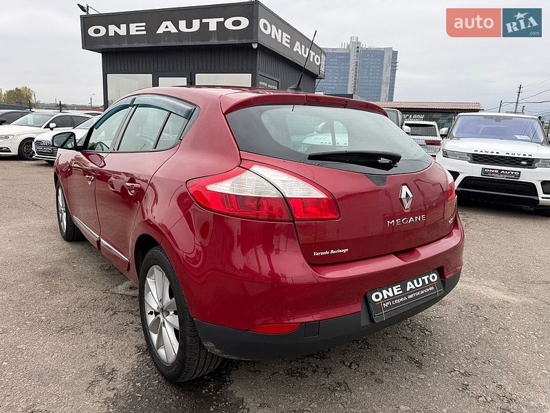 Хэтчбек Renault Megane 2013 в Киеве