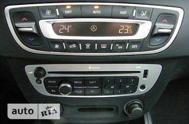 Купе Renault Megane 2012 в 