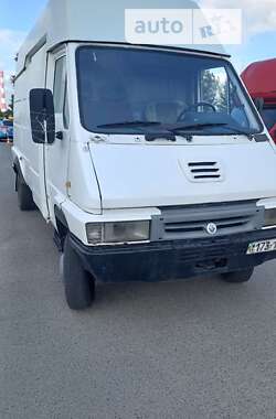 Грузовой фургон Renault Messenger 1998 в Киеве
