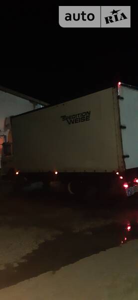 Грузовой фургон Renault Midliner 1999 в Измаиле