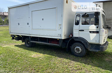 Грузовой фургон Renault Midliner 1997 в Каменец-Подольском