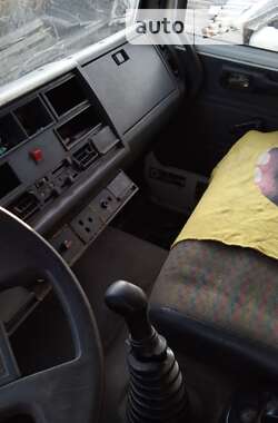 Машина ассенизатор (вакуумная) Renault Midlum 1994 в Никополе