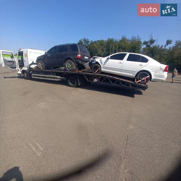 Автовоз Renault Midlum 2001 в Івано-Франківську