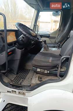 Грузовой фургон Renault Midlum 2005 в 