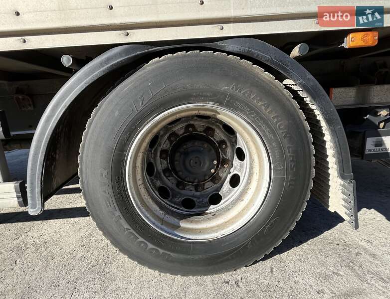 Вантажний фургон Renault Midlum 2012 в Львові