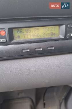 Грузовой фургон Renault Midlum 2005 в 