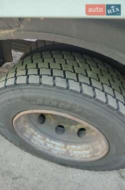 Грузовой фургон Renault Midlum 2012 в 
