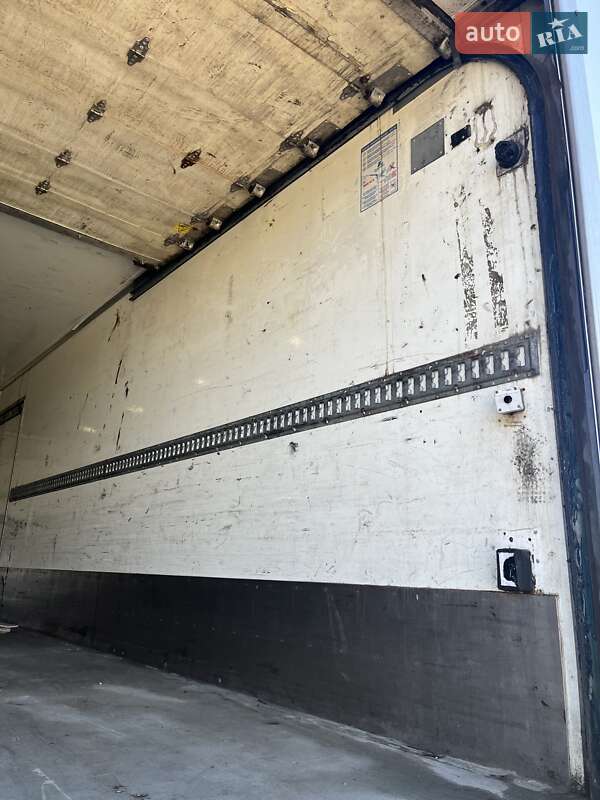 Грузовой фургон Renault Midlum 2013 в Львове