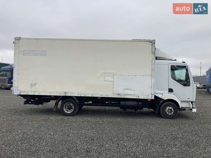 Грузовой фургон Renault Midlum 2002 в Луцке