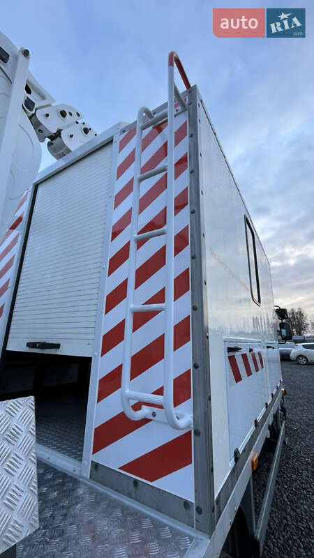 Автовышка Renault Midlum 2010 в Луцке