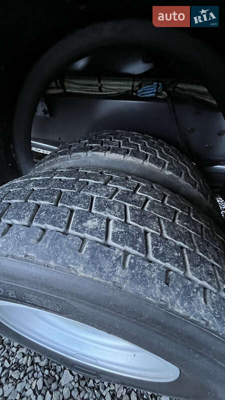 Автовышка Renault Midlum 2010 в Луцке