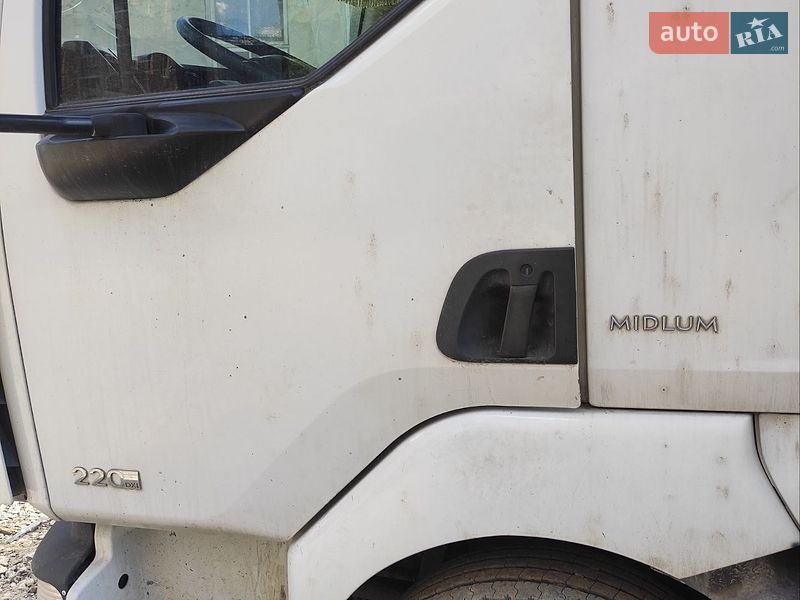 Грузовой фургон Renault Midlum 2007 в Львове