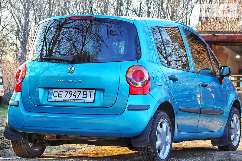 Хетчбек Renault Modus 2004 в Вижниці