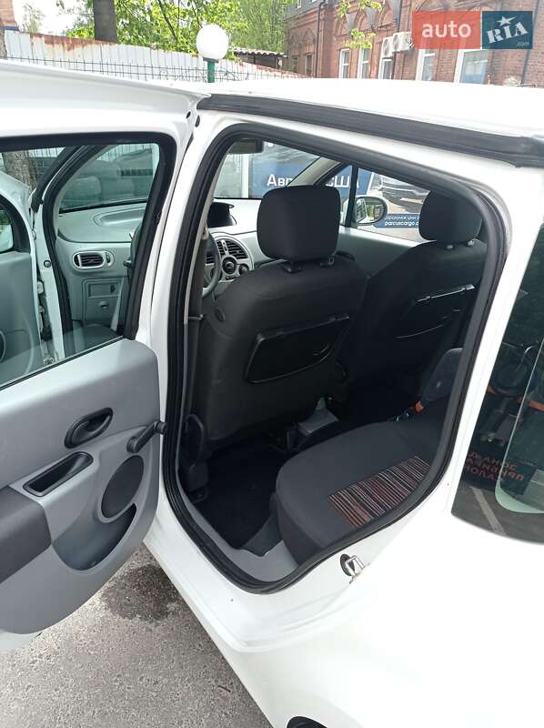 Хетчбек Renault Modus 2008 в Сумах