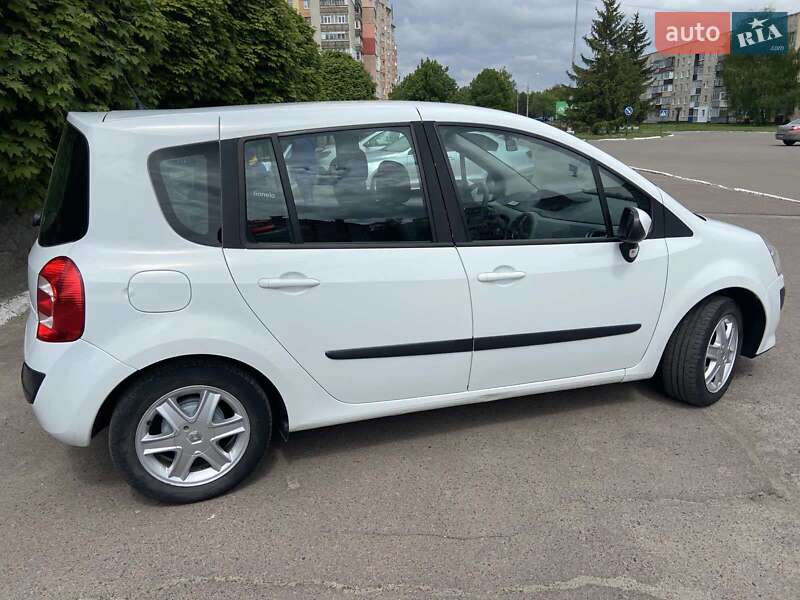 Хетчбек Renault Modus 2008 в Сумах