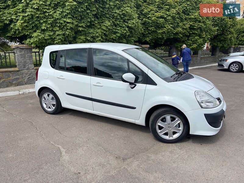 Хетчбек Renault Modus 2008 в Сумах