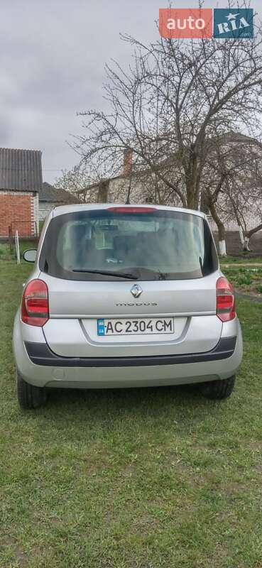 Хэтчбек Renault Modus 2011 в Ратным