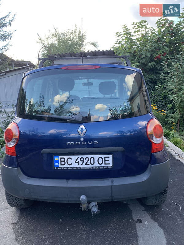 Хэтчбек Renault Modus 2005 в Звенигородке