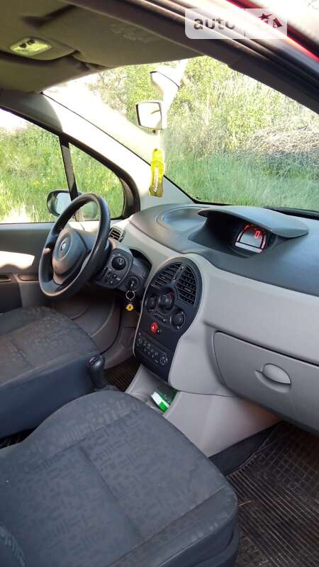 Хэтчбек Renault Modus 2005 в Люботине