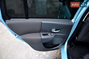 Хэтчбек Renault Modus 2008 в Львове