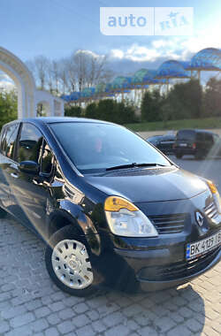 Хэтчбек Renault Modus 2004 в Нетешине