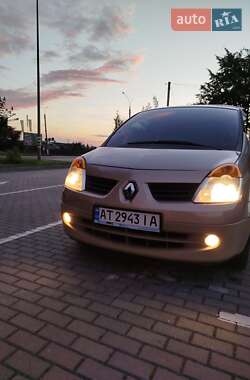 Хэтчбек Renault Modus 2004 в 