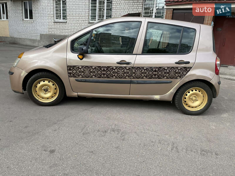Хэтчбек Renault Modus 2005 в Борисполе