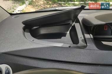 Хэтчбек Renault Modus 2010 в 