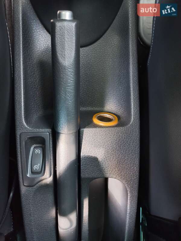 Хэтчбек Renault Modus 2010 в Львове