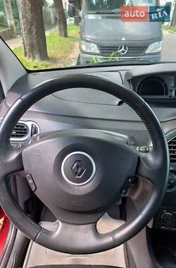 Хэтчбек Renault Modus 2010 в Львове