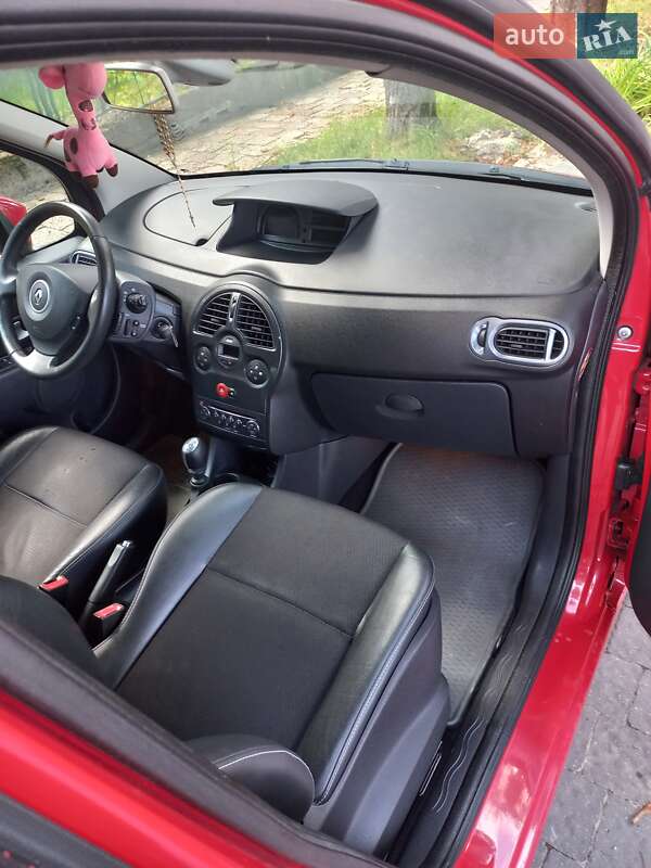Хэтчбек Renault Modus 2010 в Львове