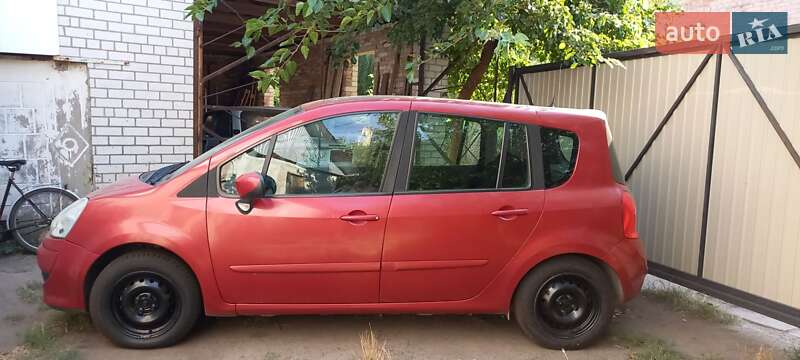 Хэтчбек Renault Modus 2009 в Гайвороне