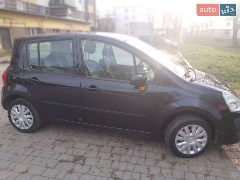 Хэтчбек Renault Modus 2008 в Николаеве