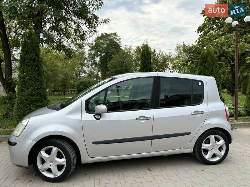 Хэтчбек Renault Modus 2007 в 