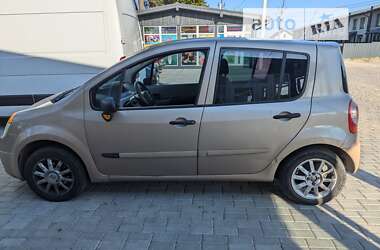 Хэтчбек Renault Modus 2006 в Каменке-Бугской